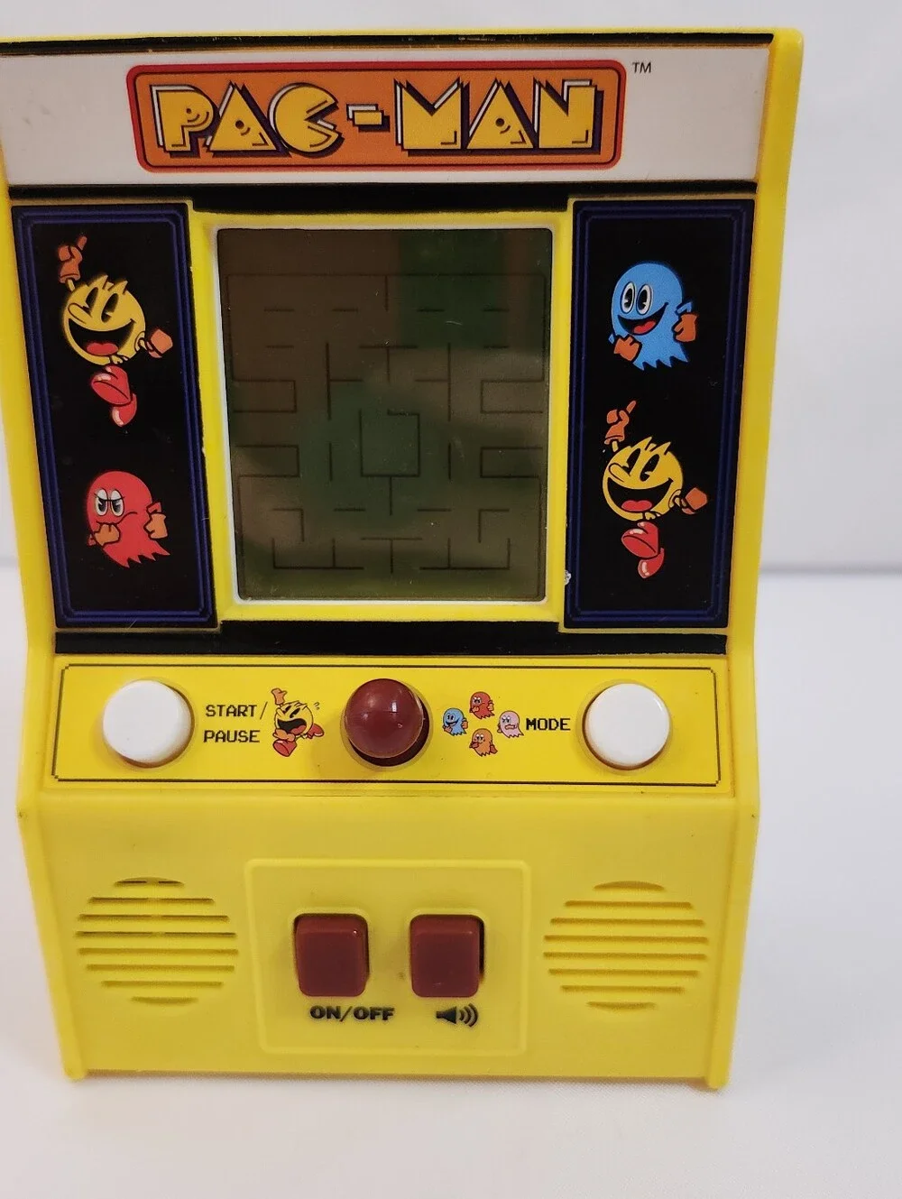 Basic Fun Pac-Man Mini Tabletop Retro Arcade LCD Game #09521 *Tested EUC